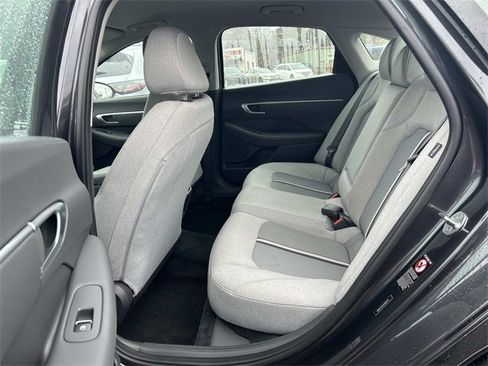 Used 2020 Hyundai Sonata SEL w/ Convenience Package image 11
