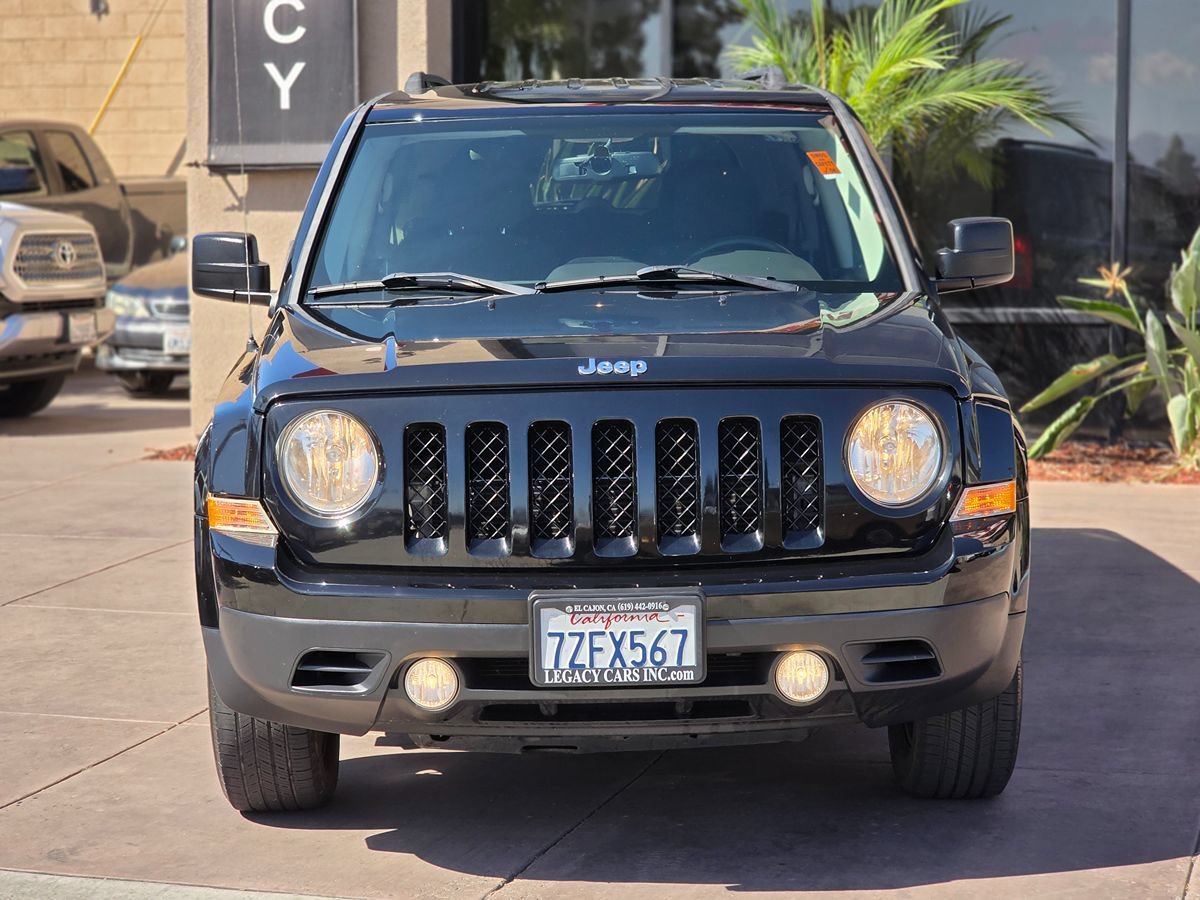 Used 2017 Jeep Patriot Latitude FWD image 4