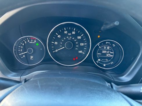 Certified 2020 Honda HR-V LX image 32