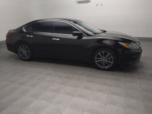 Used 2018 Nissan Altima 2.5 SR w/ SR Special Edition FWD image 11