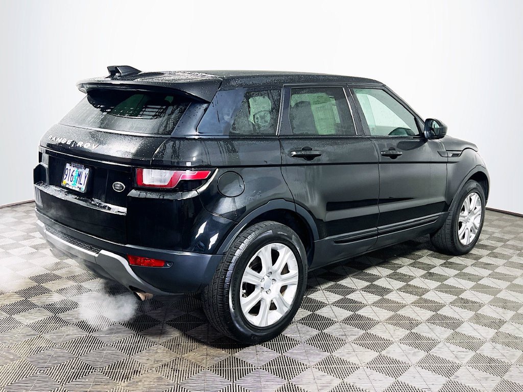 Used 2017 Land Rover Range Rover Evoque SE AWD/4WD image 7