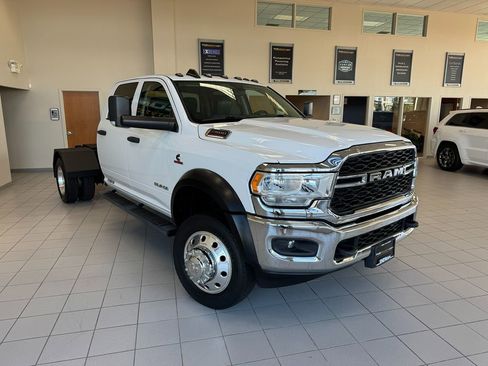 Used 2019 RAM 5500 Tradesman w/ Ambulance Prep Group image 7