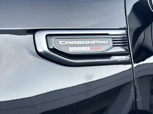 Used 2023 GMC Sierra 1500 AT4 w/ AT4 Premium Package AWD/4WD image 17