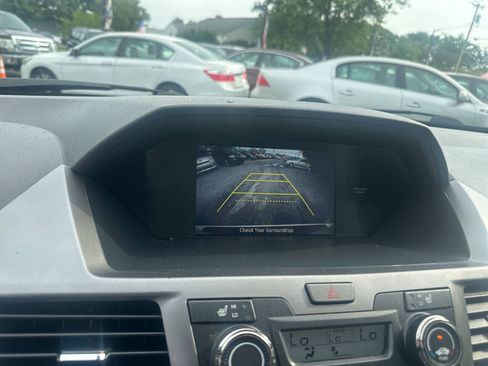 Used 2016 Honda Odyssey EX-L image 23