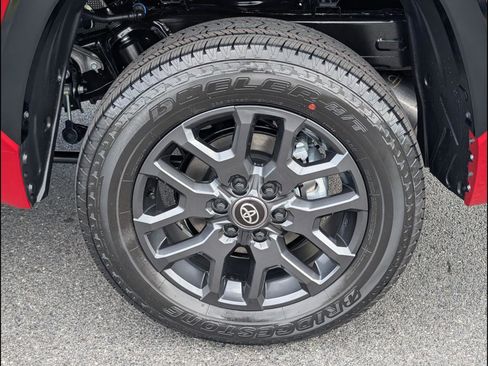 New 2026 Toyota Tundra Platinum AWD/4WD image 18