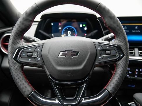 New 2026 Chevrolet Trax RS FWD image 32