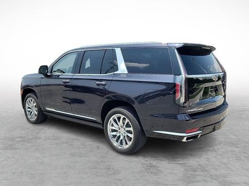 Used 2024 Cadillac Escalade Premium Luxury AWD/4WD image 6