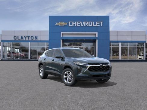 New 2026 Chevrolet Trax LS w/ LS Convenience Package image 21