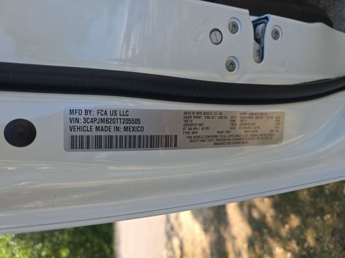 New 2026 Jeep Cherokee Laredo AWD/4WD image 38