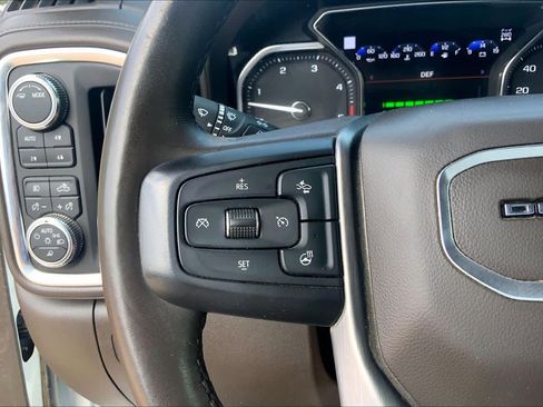 Used 2022 GMC Sierra 2500 Denali w/ Denali Ultimate Package AWD/4WD image 24