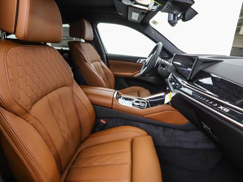 New 2026 BMW X6 xDrive40i w/ Executive Package image 32