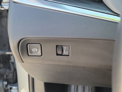 Certified 2023 Buick Enclave Essence w/ Sport Touring Edition image 20