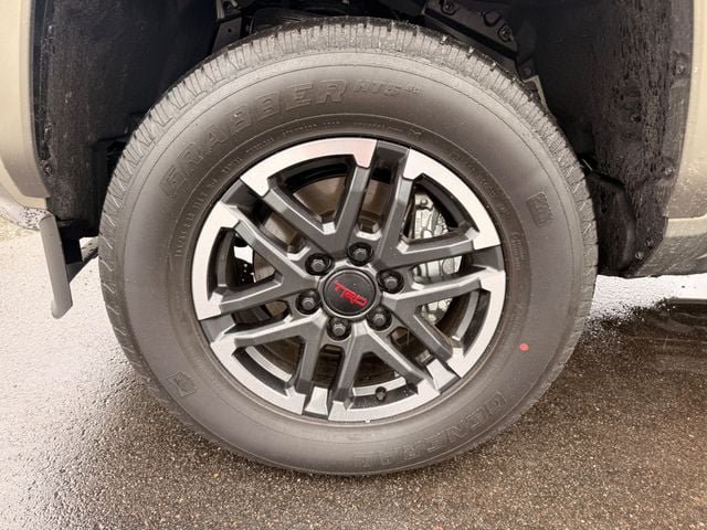 Used 2026 Toyota Tacoma TRD Sport AWD/4WD image 24
