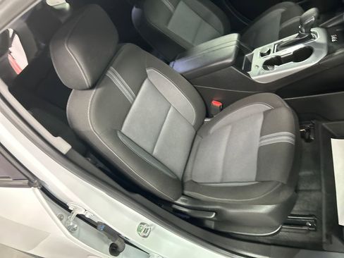 Used 2024 Chevrolet Blazer LT w/ Convenience Package image 23