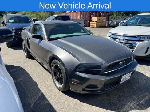 Used 2014 Ford Mustang Coupe RWD image 1
