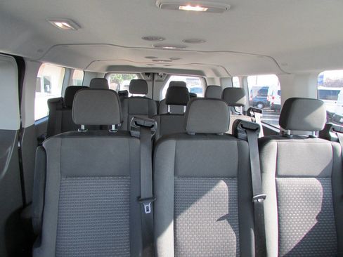 Used 2023 Ford Transit 350 XLT image 28