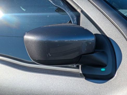 Used 2024 Nissan Frontier SV w/ SV Convenience Package image 11