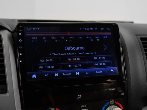 Used 2010 Toyota Tundra Platinum image 33
