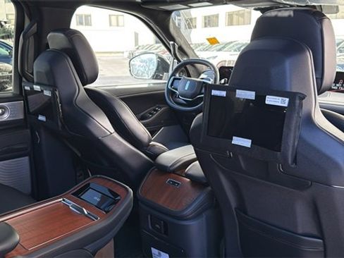 New 2025 Lincoln Navigator L Black Label image 12