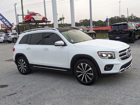 Used 2022 Mercedes-Benz GLB 250 image 10