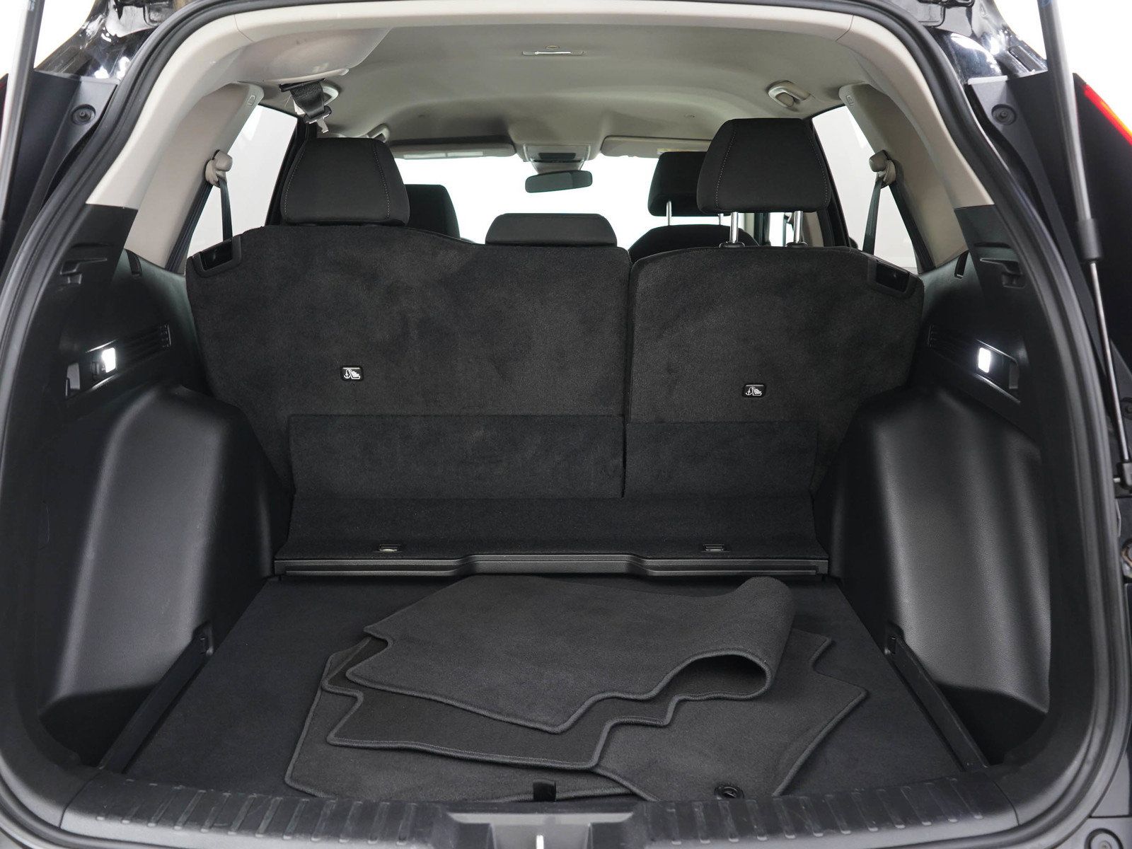 Used 2024 Honda CR-V LX image 9