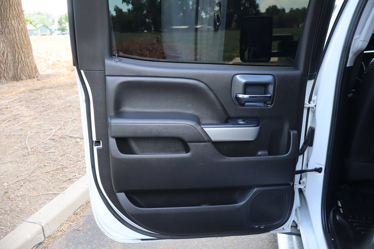 Used 2019 Chevrolet Silverado 2500 LTZ w/ Duramax Plus Package AWD/4WD image 23