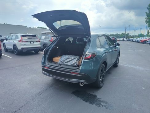 New 2026 Honda HR-V Sport image 2