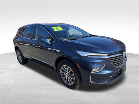 Used 2023 Buick Enclave Essence image 10