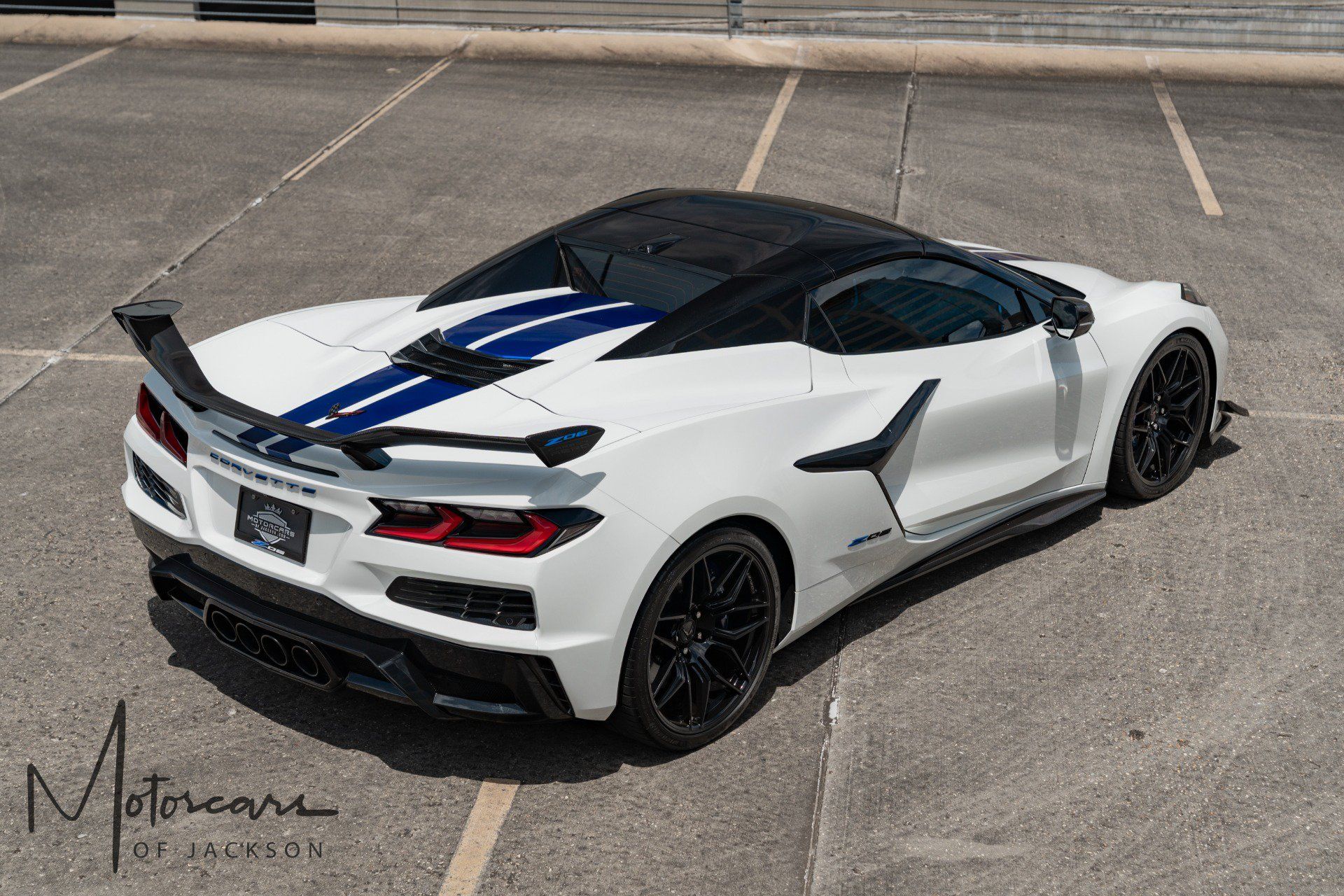 Used 2024 Chevrolet Corvette Z06 RWD image 23