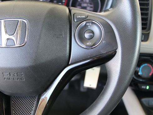 Used 2022 Honda HR-V LX image 29