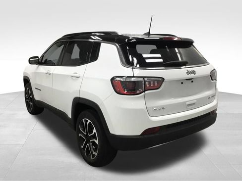 Used 2023 Jeep Compass Limited AWD/4WD image 14