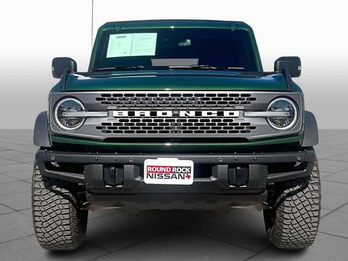 Used 2024 Ford Bronco Badlands image 3