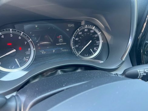 Used 2021 Toyota Highlander Platinum FWD image 6