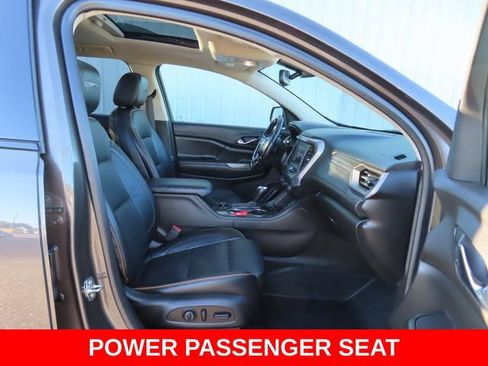 Used 2019 GMC Acadia SLT AWD/4WD image 25