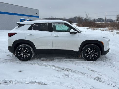 Certified 2024 Chevrolet TrailBlazer ACTIV w/ Convenience Package image 8