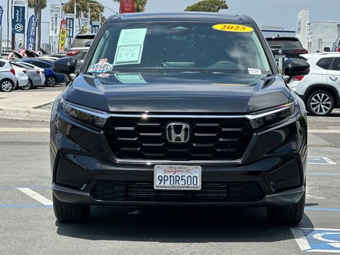 Used 2025 Honda CR-V LX image 9