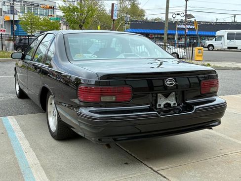 Used 1996 Chevrolet Impala SS RWD image 4
