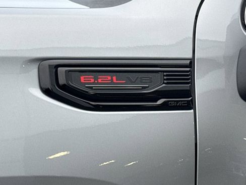 New 2026 GMC Sierra 1500 Denali w/ Denali Reserve Package AWD/4WD image 17