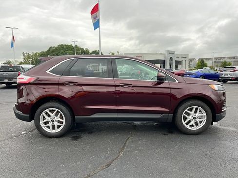Used 2024 Ford Edge SEL w/ Convenience Package AWD/4WD image 9