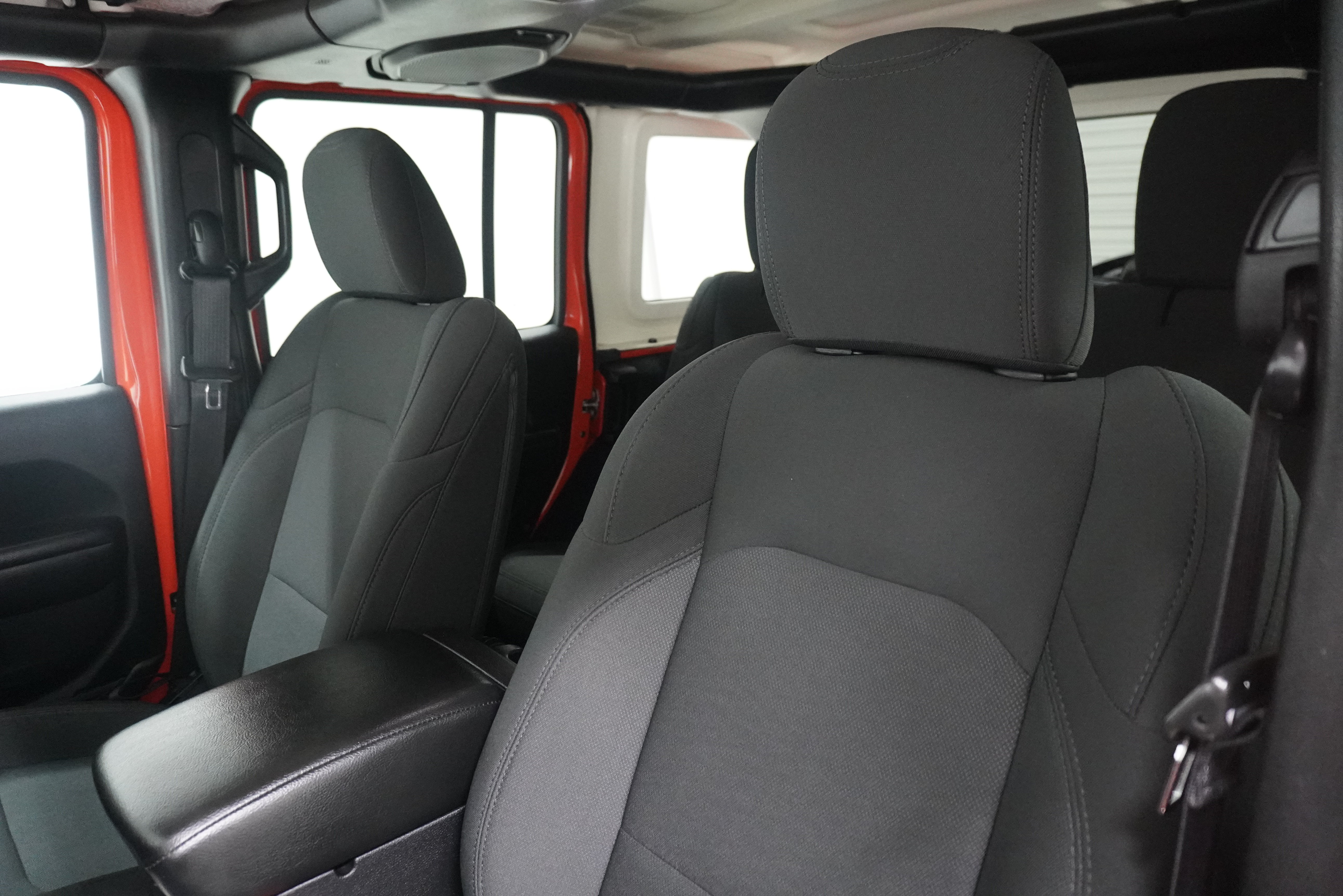 Used 2018 Jeep Wrangler Unlimited Sport S AWD/4WD image 13