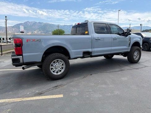 Used 2024 Ford F250 Lariat w/ FX4 Off-Road Package AWD/4WD image 4
