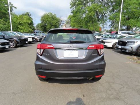 Certified 2019 Honda HR-V LX image 5