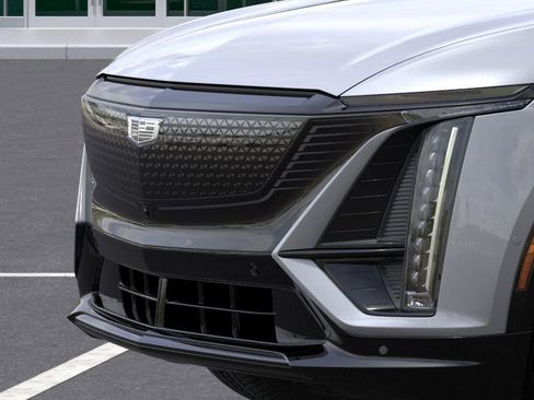 New 2026 Cadillac Lyriq Sport image 13