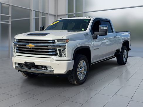 Used 2021 Chevrolet Silverado 2500 High Country w/ Z71 Off-Road Package AWD/4WD image 1