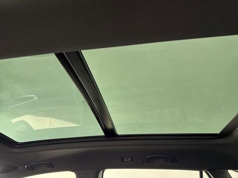 Used 2025 Volkswagen Atlas Cross Sport SEL R-Line image 24