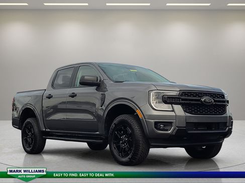 Used 2025 Ford Ranger XLT w/ Black Appearance Package AWD/4WD image 1