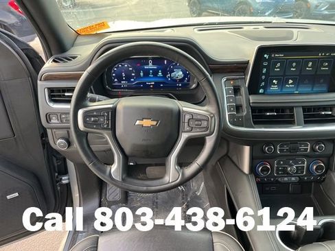 Used 2024 Chevrolet Suburban Premier RWD image 19