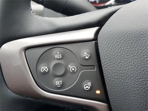 Used 2023 GMC Acadia AT4 w/ Technology Package image 23