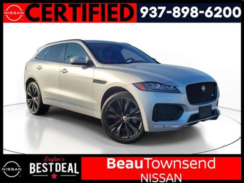 Used 2018 Jaguar F-PACE S image 1