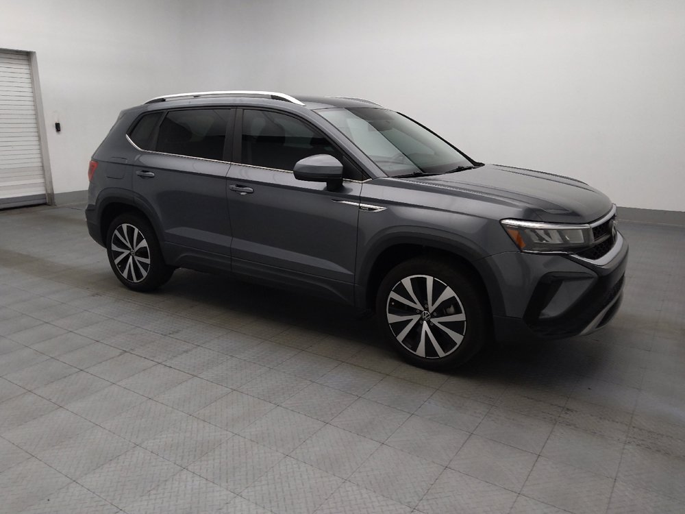 Used 2022 Volkswagen Taos SE FWD image 11